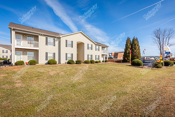643-s-pierce-ext3488