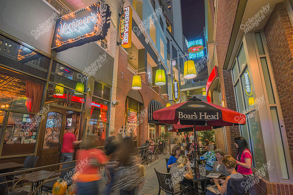 epicenter-dining-night-09