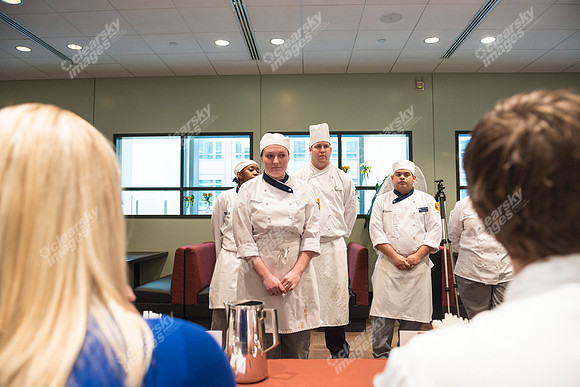 group-judging-284