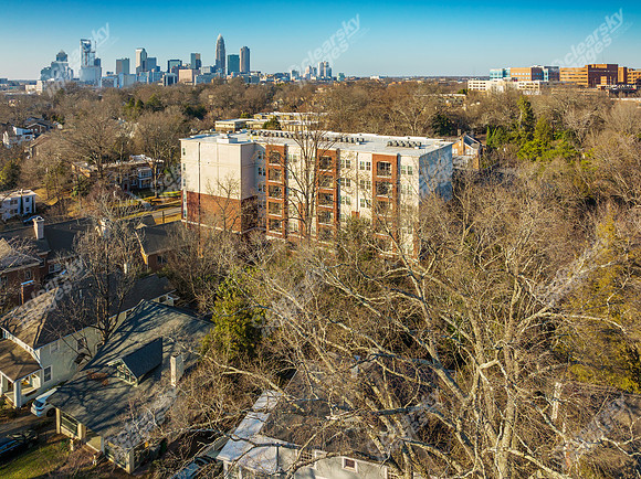 511-queens-drn-0548