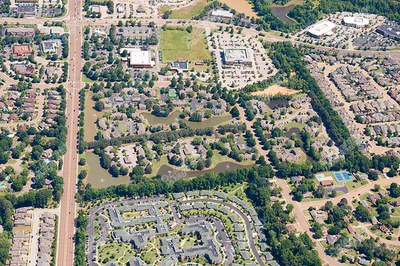 brookchase-apts-air-0514-040