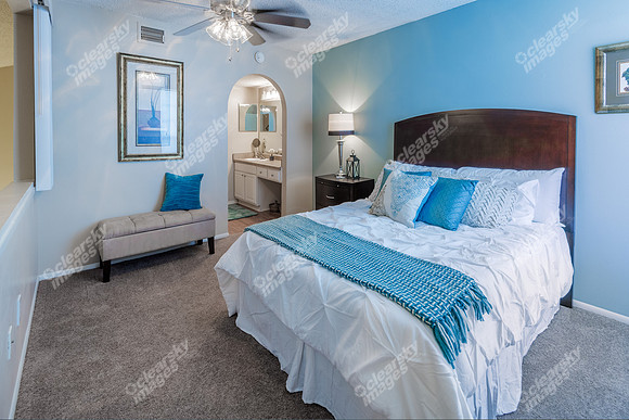 balcones-woods-apts-9870