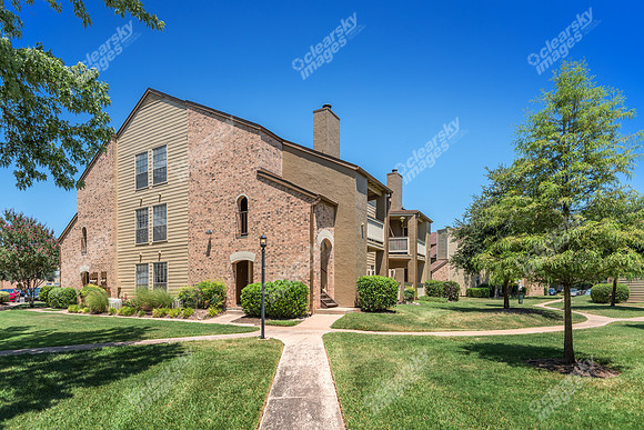 balcones-woods-apts-9664