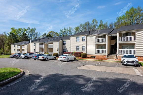1701-hudson-ext9282