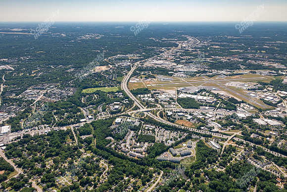 ivy-lakeside-air-8812