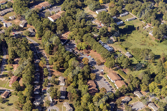 hidden-park-apts-air-8192