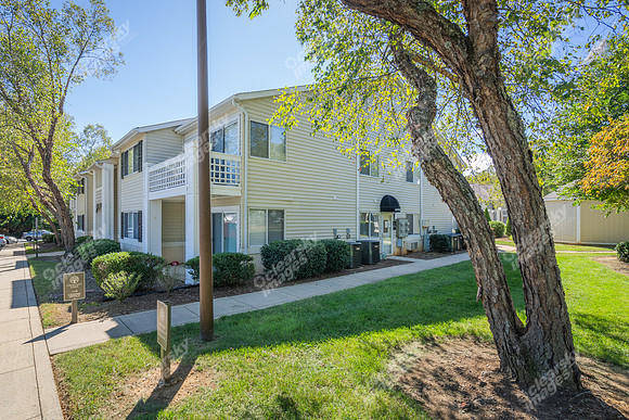 130-w-crescent-ext29297