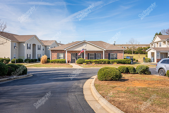643-s-pierce-ext3452