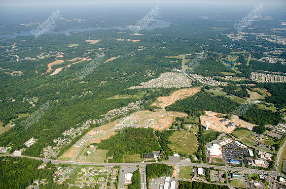 gold-hill-road-390