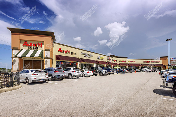 shops-3-corners-ext-4909