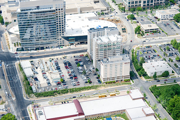 charlotte-CBD-helo-0409-603