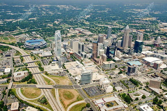 charlotte-uptown-cbd-air-081111-597