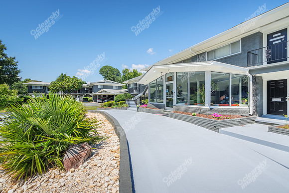 1306-leon-ext23609