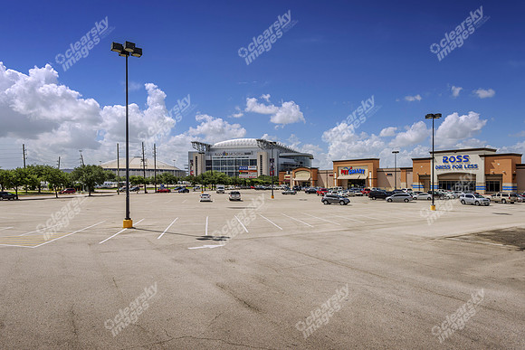 shops-3-corners-ext-4732