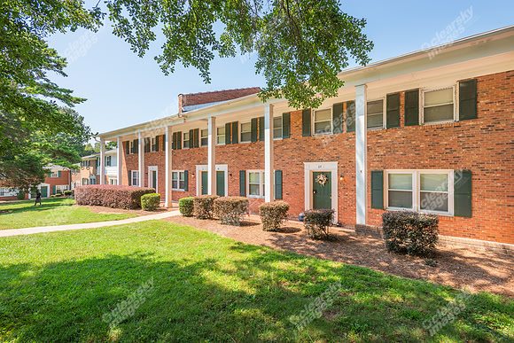 1701-hudson-ext6824