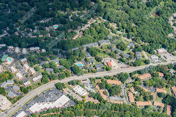 5518-w-market-air1844