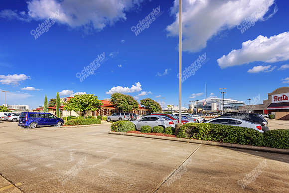 shops-3-corners-ext-5146