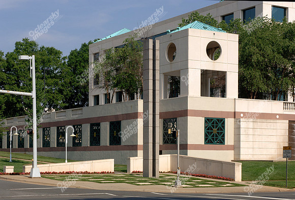 Rotunda 18