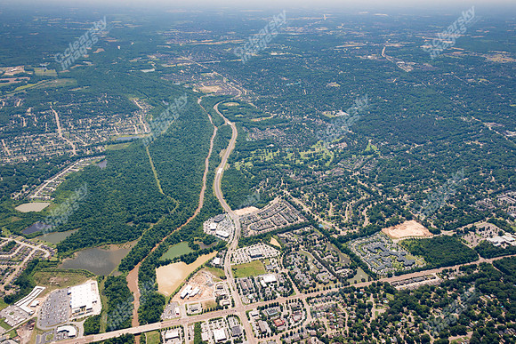 brookchase-apts-air-0514-030