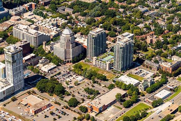 601-n-tryon-air5673