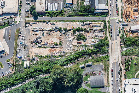 420-e-26th-air2267