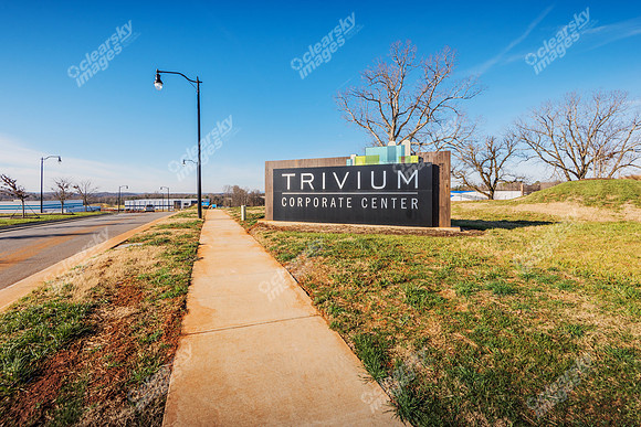 1764-trivium-ext-3703