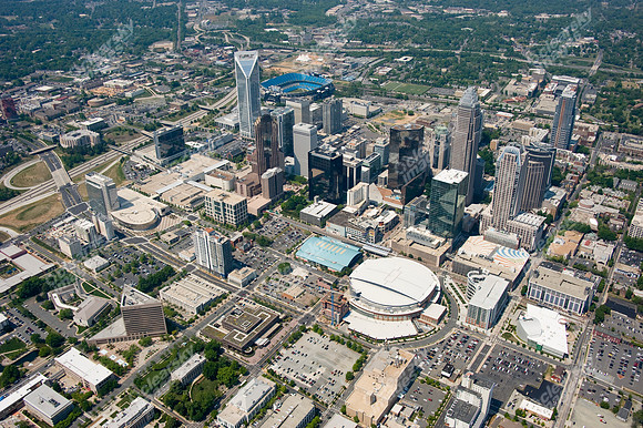 charlotte-airplane-skylines-2010-04-025