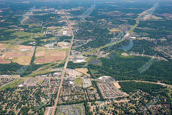 brookchase-apts-air-0514-043