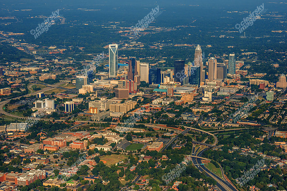 charlotte-uptown-100513-17