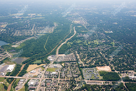 brookchase-apts-air-0514-033