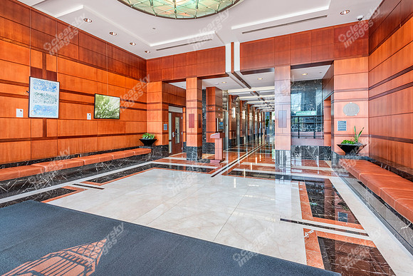 525-n-tryon-int0929