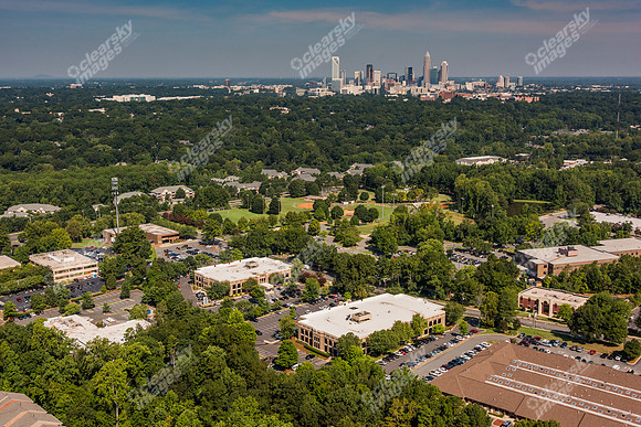 clt-med-plaza-air-2853