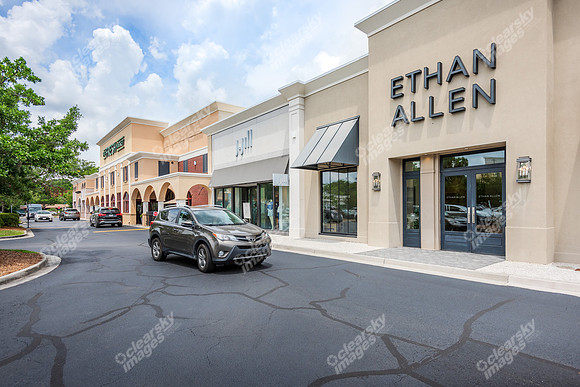 5525-abercorn-ext5865