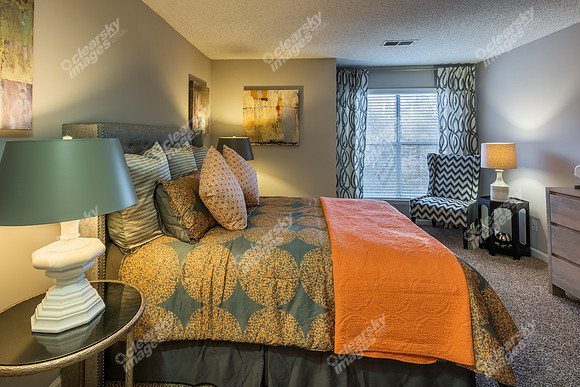 bridges-chapel-hill-int-6570