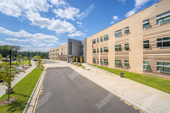 4616-n-roxboro-ext13807