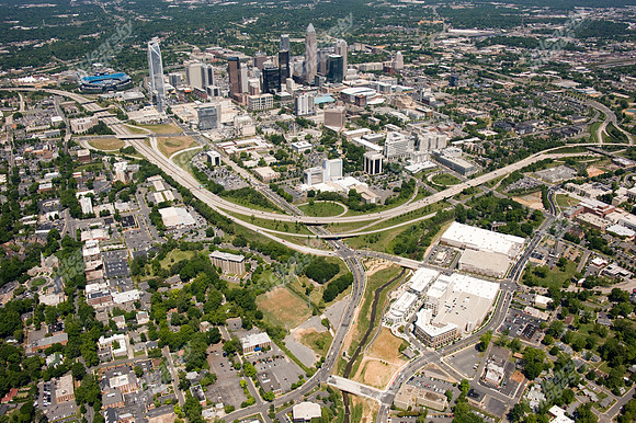 charlotte-airplane-skylines-2010-04-037