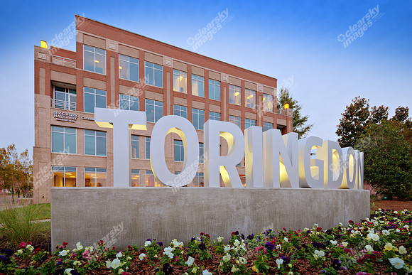 toringdon-sign-02