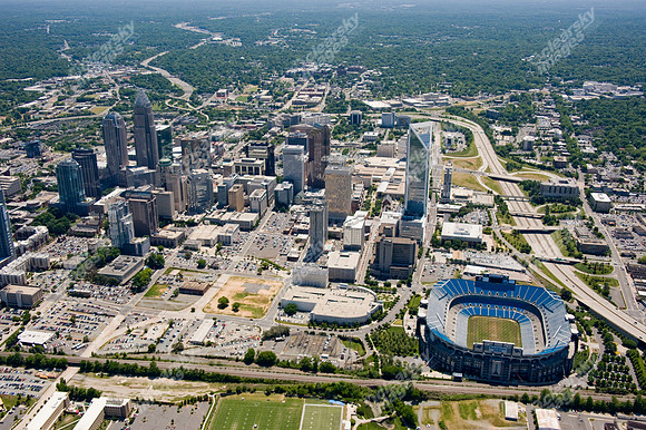 charlotte-airplane-skylines-2010-04-027