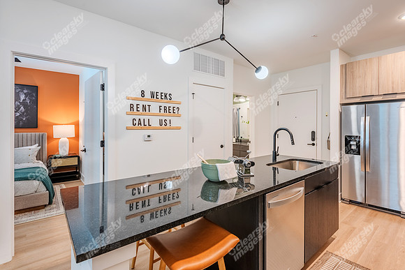 536-w-tremont-int3718