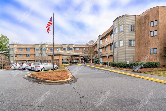 3812-forrestgate-ext3502