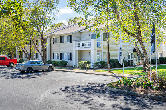 130-w-crescent-ext29288