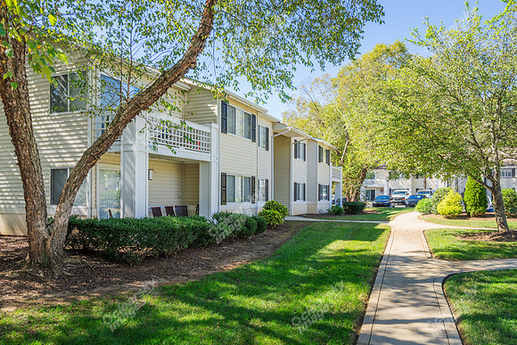 130-w-crescent-ext29351