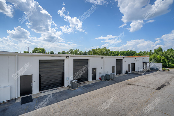 100-northeast-ext24293