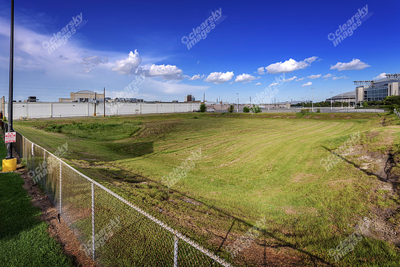 shops-3-corners-ext-5194