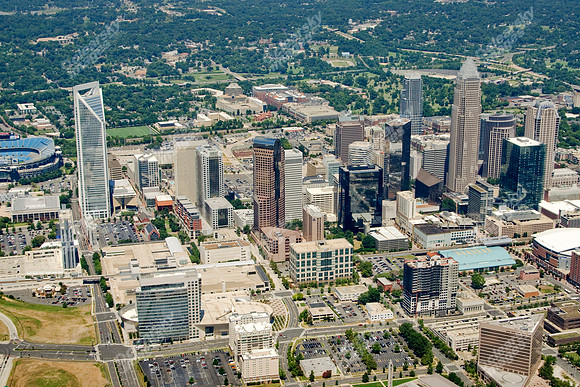 charlotte-uptown-cbd-air-081111-603