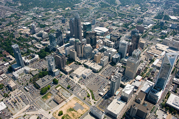 charlotte-airplane-skylines-2010-04-020