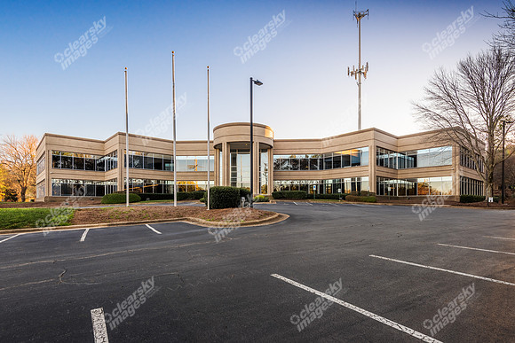 5520-capital-center-ext5-8048