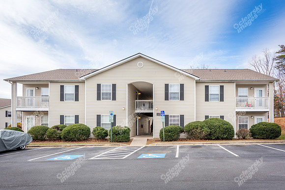 643-s-pierce-ext3657