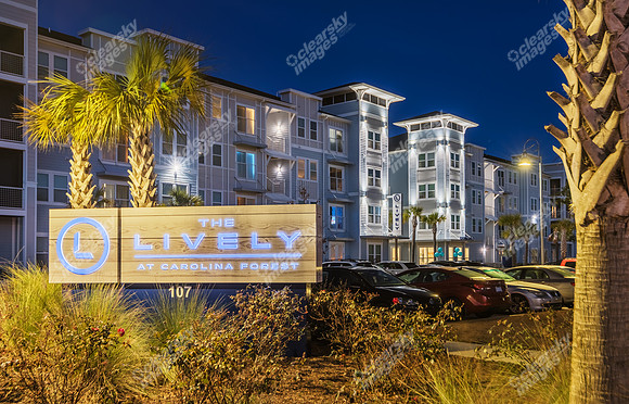 107-village-center-twi-2522