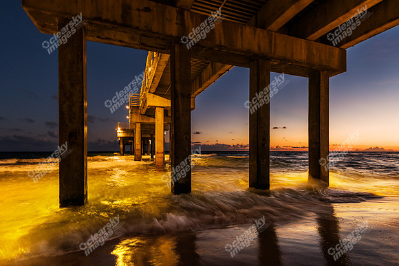 orange-beach-pier-160